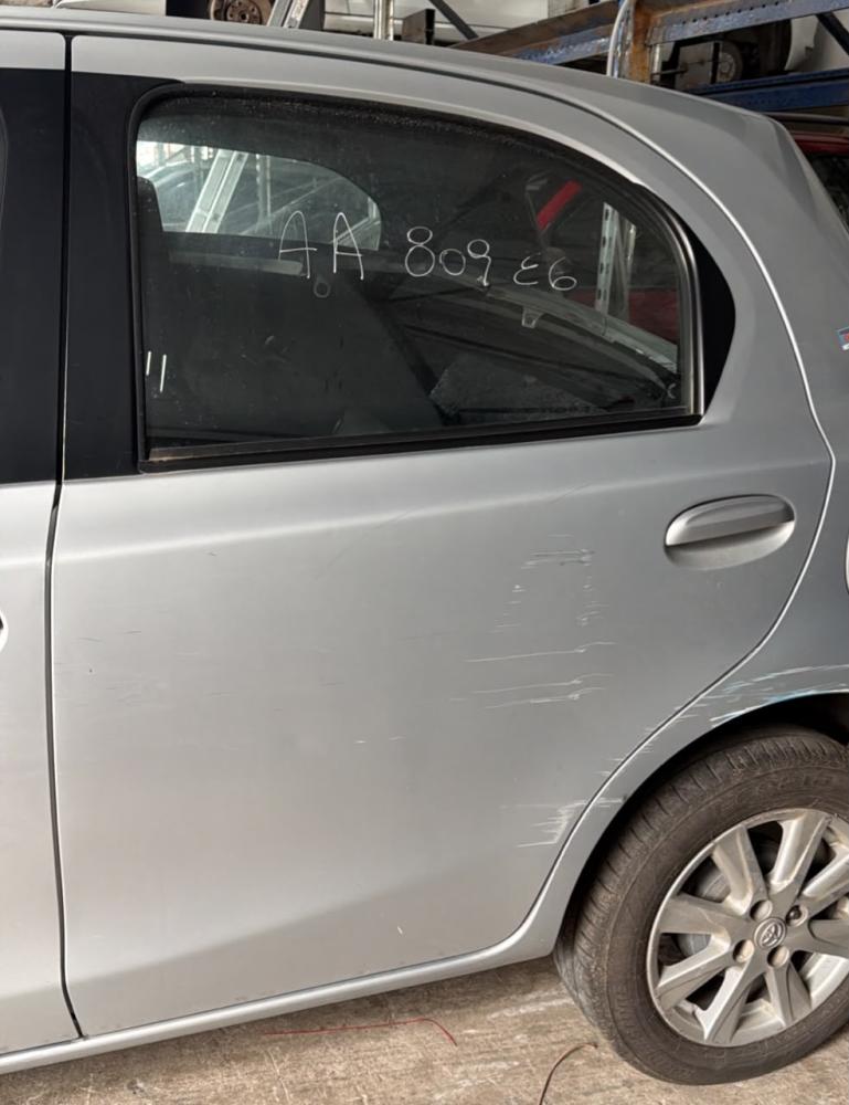 PUERTA TRASERA IZQUIERDA TOYOTA.. ETIOS XLS 1.5
