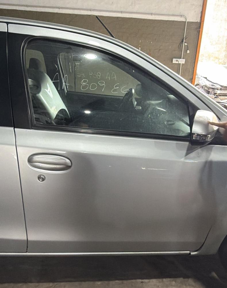 PUERTA DELANTERA DERECHA TOYOTA.. ETIOS XLS 1.5