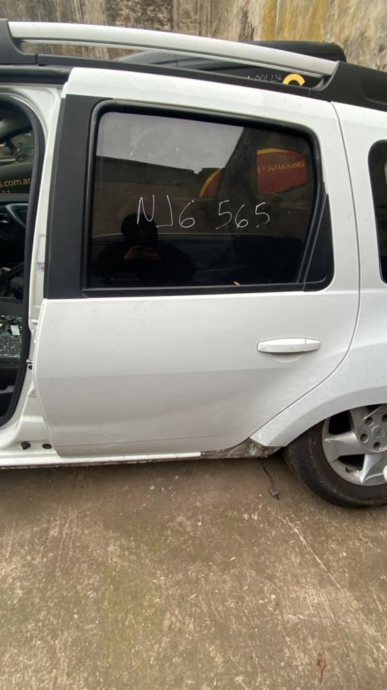 PUERTA TRASERA IZQUIERDA RENAULT DUSTER DUSTER LUXE 2.0 4X2