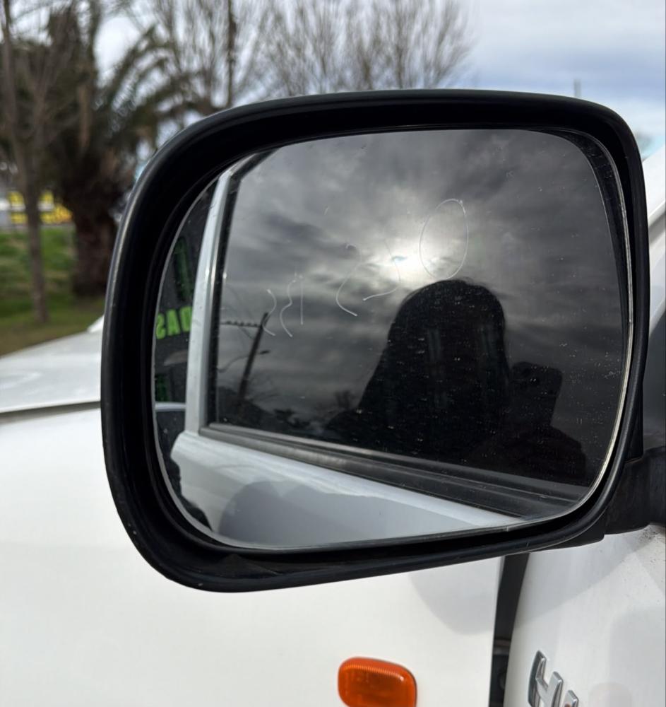 FARO TRASERO IZQUIERDO TOYOTA HILUX 4X4 PACK