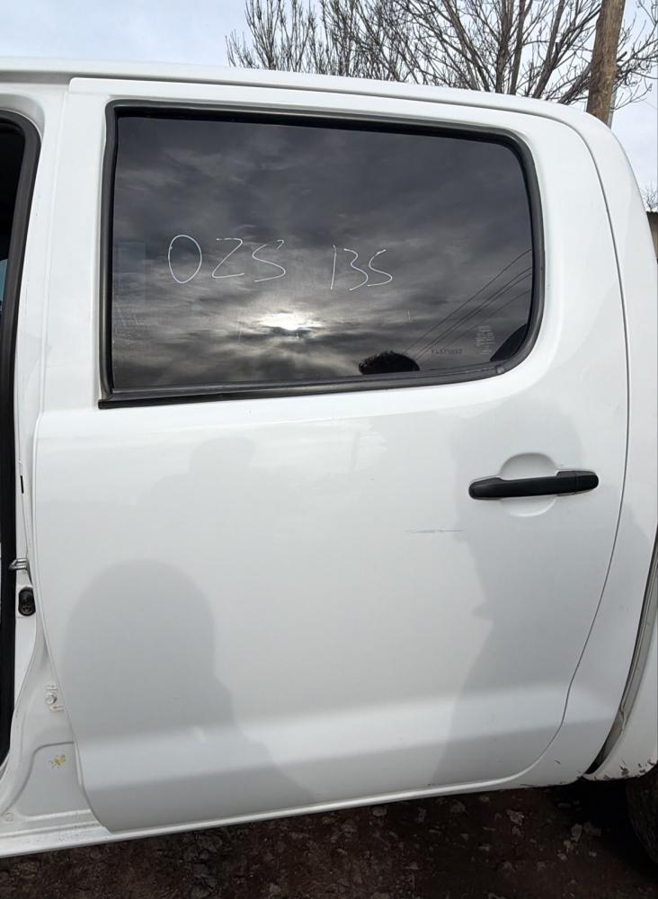 PUERTA TRASERA IZQUIERDA TOYOTA HILUX 4X4 PACK