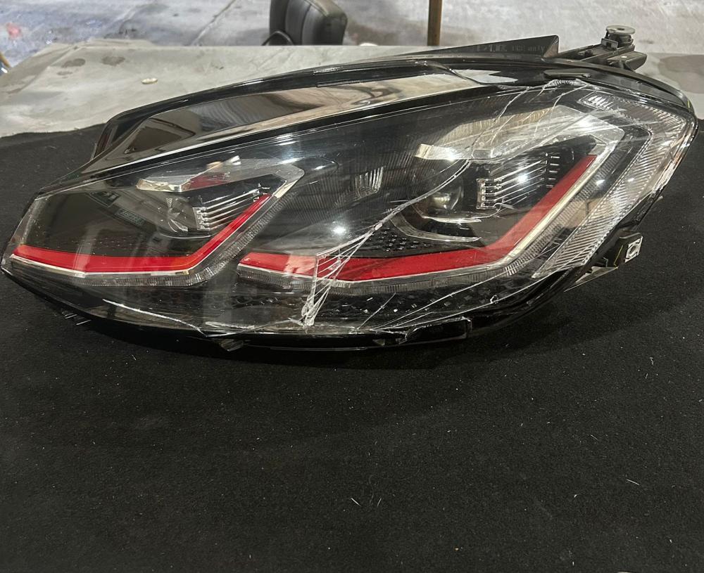 OPTICA IZQUIERDA VOLKSWAGEN.. GOLF GTI DSG