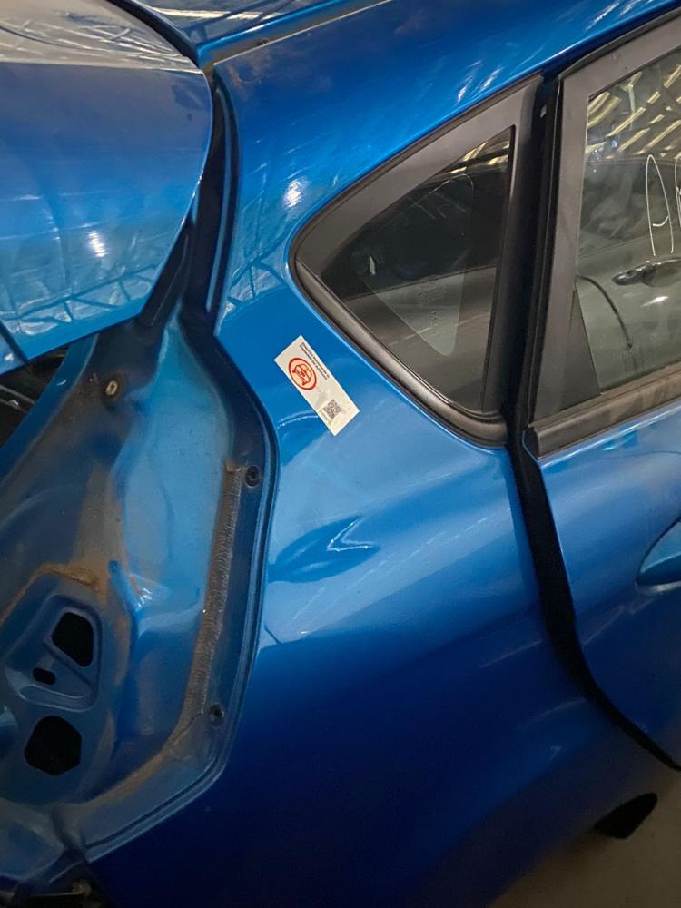 GUARDABARRO TRASERO DERECHO FORD FIESTA 1.6L SE.