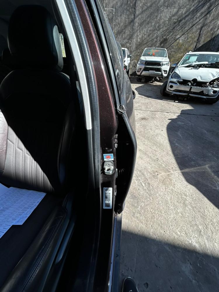 PARANTE CENTRAL IZQUIERDO PEUGEOT 2008 FELINE 1.6