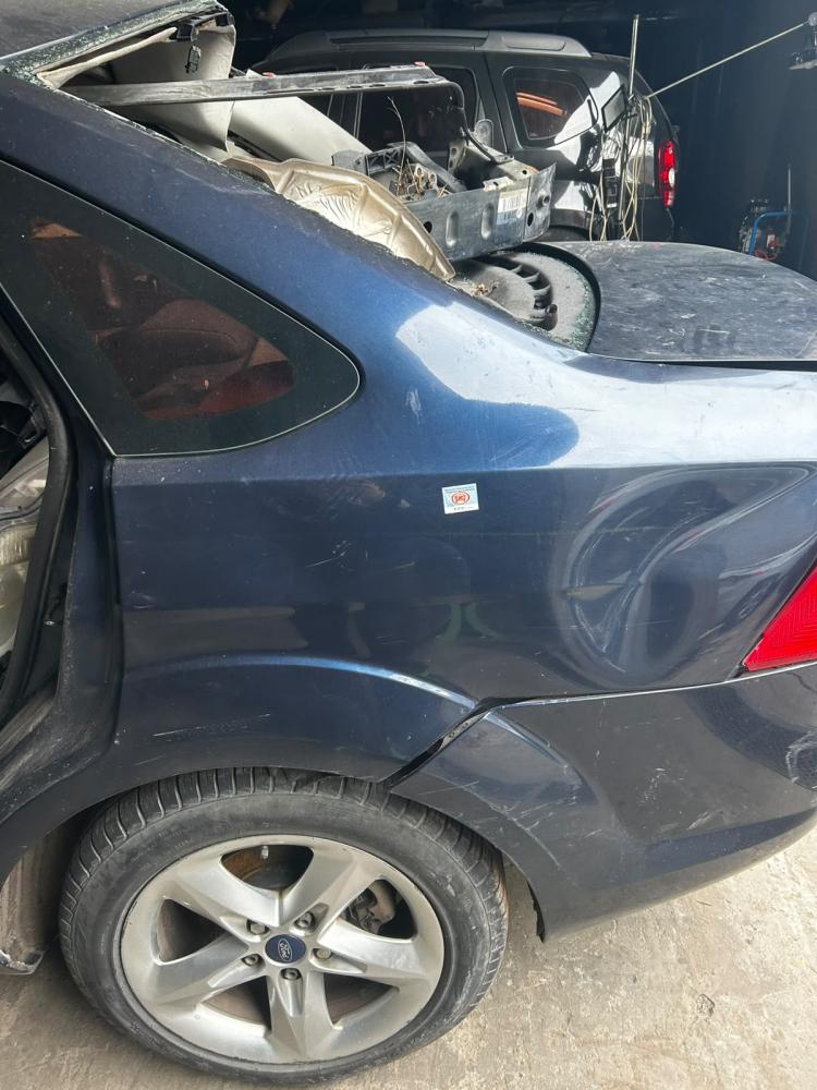 GUARDABARRO TRASERO IZQUIERDO FORD FOCUSEXE TREND 2.0