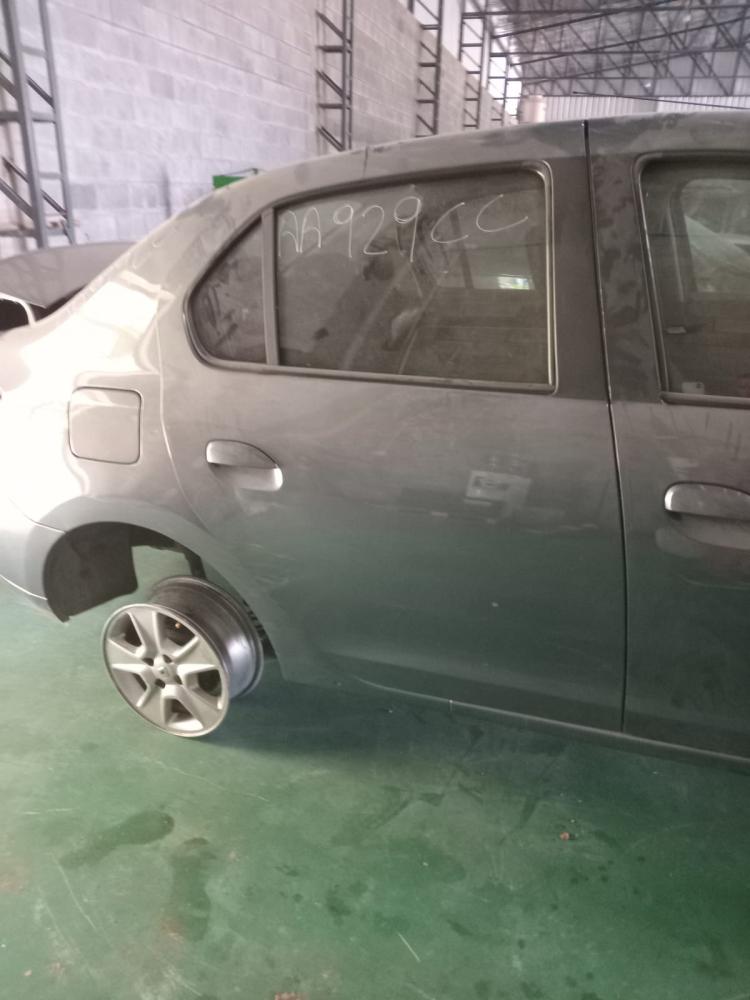 PUERTA TRASERA DERECHA RENAULT LOGAN 2 1.6 16V