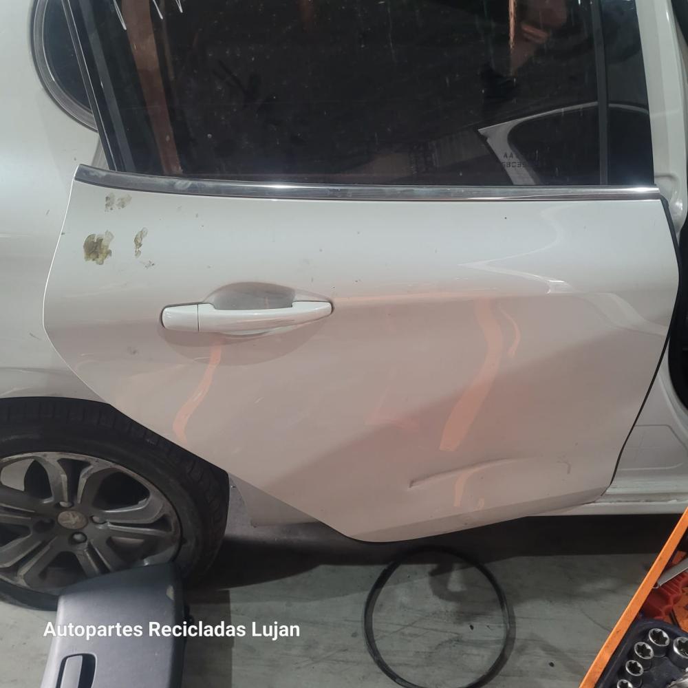 PUERTA TRASERA DERECHA PEUGEOT 208 1.6