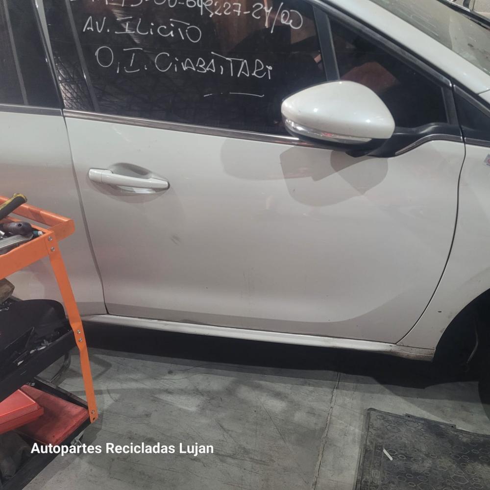 PUERTA DELANTERA DERECHA PEUGEOT 208 1.6