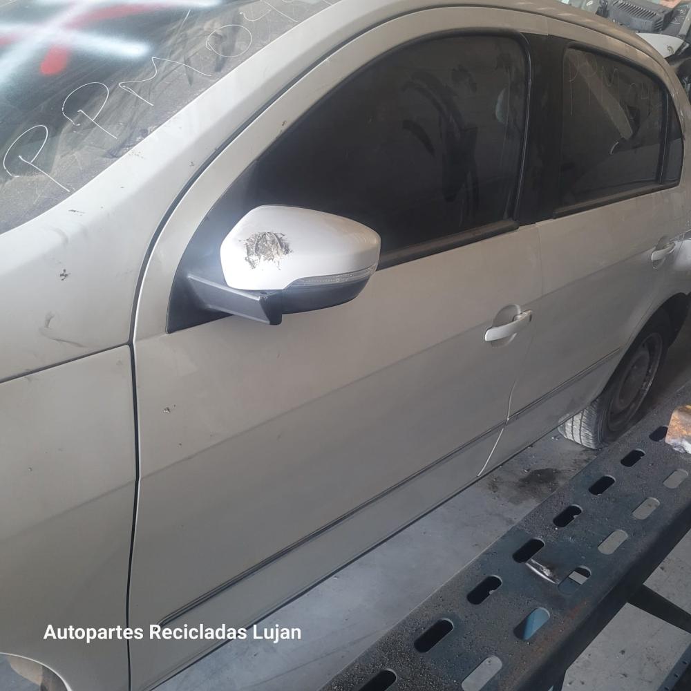 PUERTA DELANTERA IZQUIERDA VOLKSWAGEN VOYAGE 1.6 8V 2015