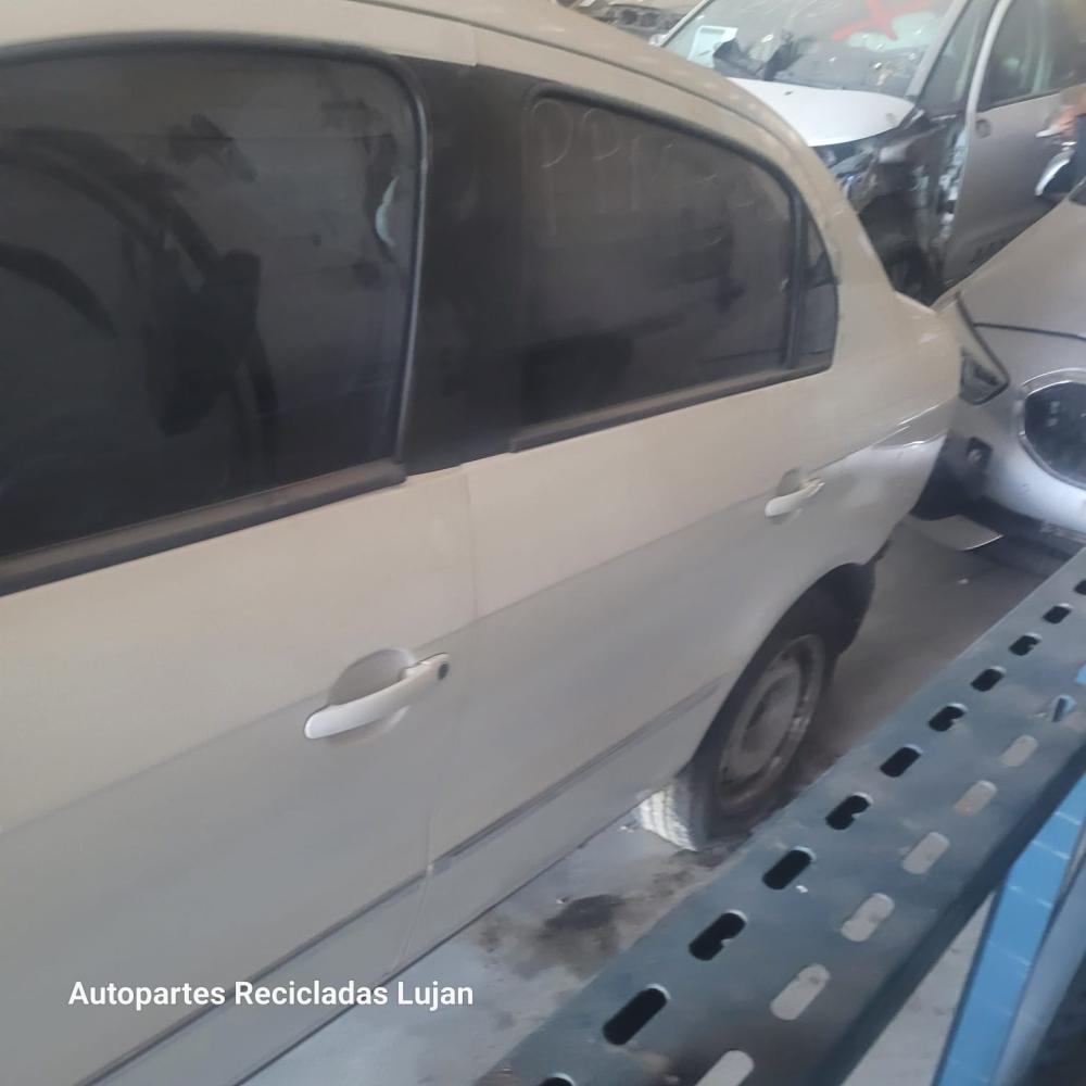PUERTA TRASERA IZQUIERDA VOLKSWAGEN VOYAGE 1.6 8V 2015