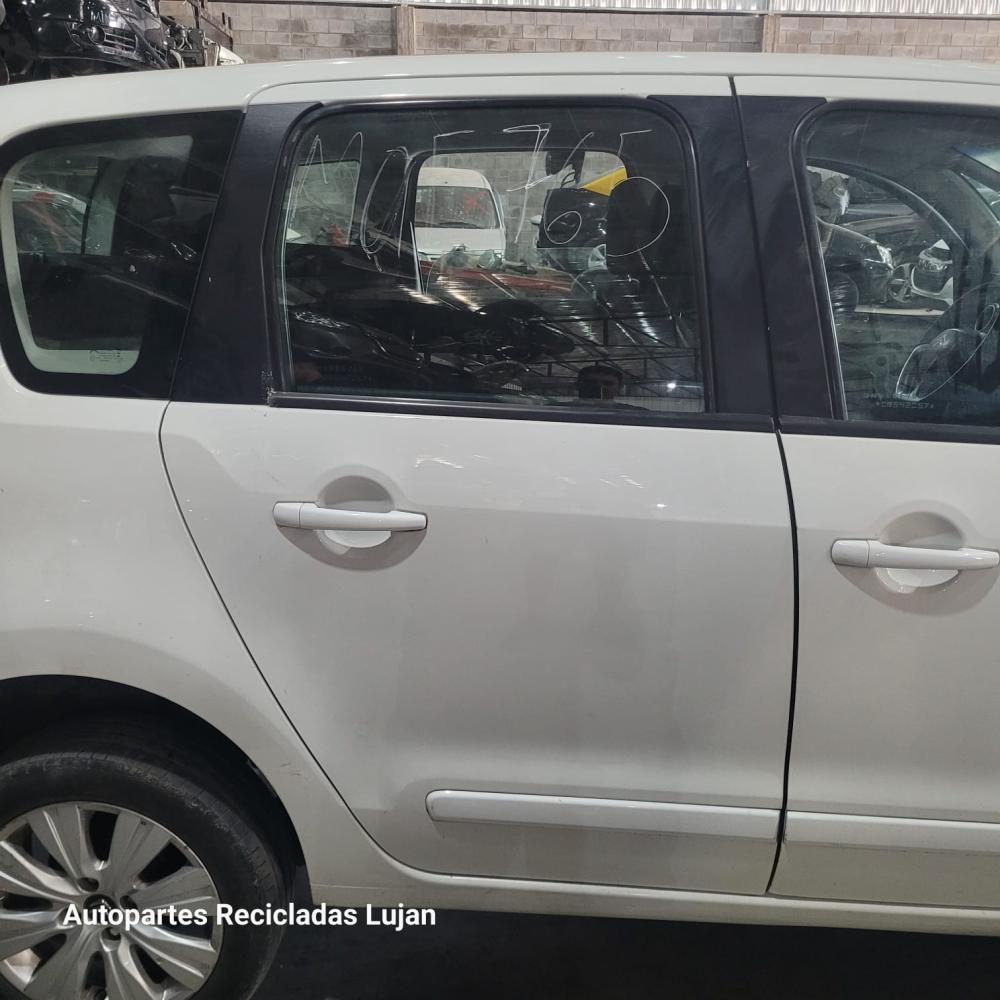 PUERTA TRASERA DERECHA PEUGEOT C3