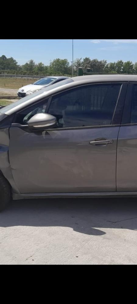 PUERTA DELANTERA IZQUIERDA PEUGEOT.. 208