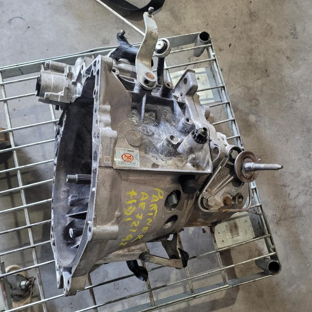 CAJA DE VELOCIDADES PEUGEOT.. PARTNER