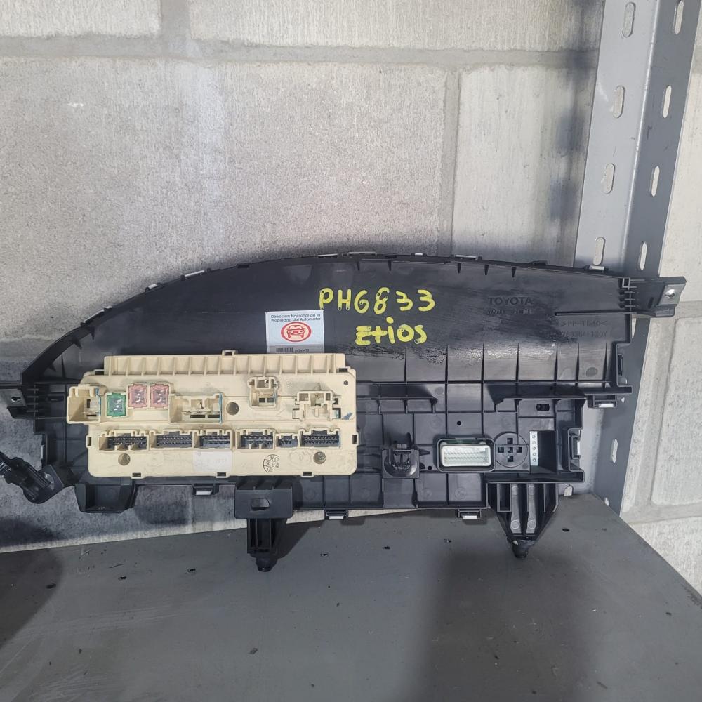 INSTRUMENTAL DE TABLERO TOYOTA ETIOS 1.5 MT