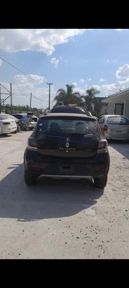PORTON TRASERO RENAULT SANDERO STEPWAY