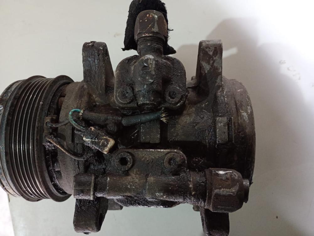 COMPRESOR DE AIRE ACONDICIONADO VOLKSWAGEN SANTANA 2.0