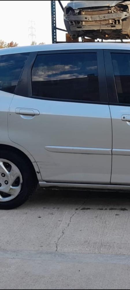 PUERTA TRASERA DERECHA HONDA FIT LX H