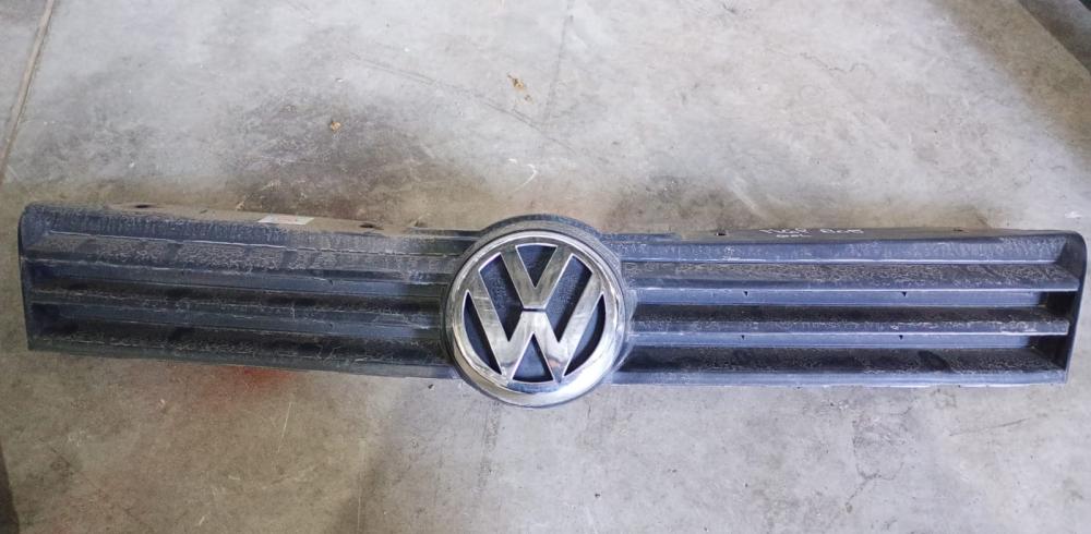 GRILLA DELANTERA VOLKSWAGEN GOL TREND