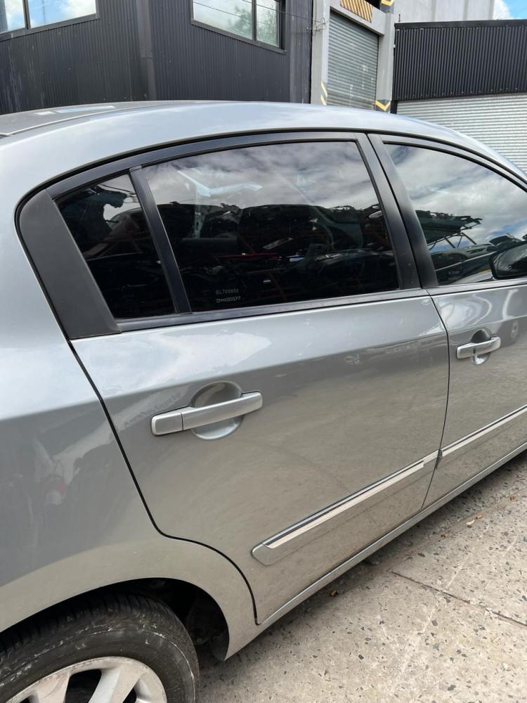PUERTA TRASERA DERECHA NISSAN SENTRA TEKNA XTRONIC