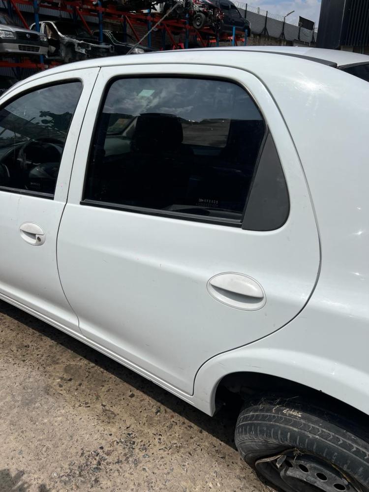 PUERTA TRASERA IZQUIERDA CHEVROLET PRISMA 1.4 LS