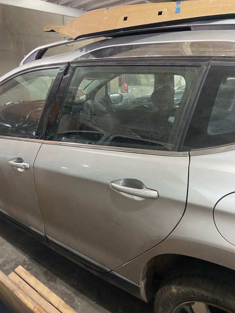 PUERTA TRASERA IZQUIERDA PEUGEOT 2008