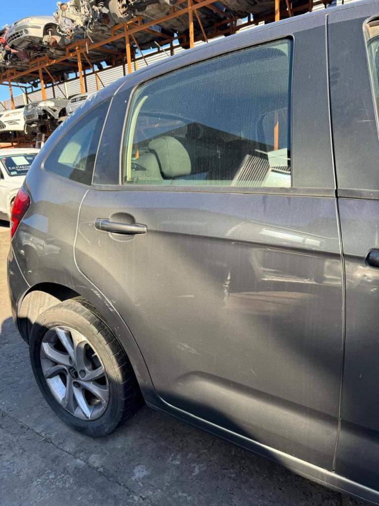 PUERTA TRASERA IZQUIERDA CITROEN NUEVO C3 1.5