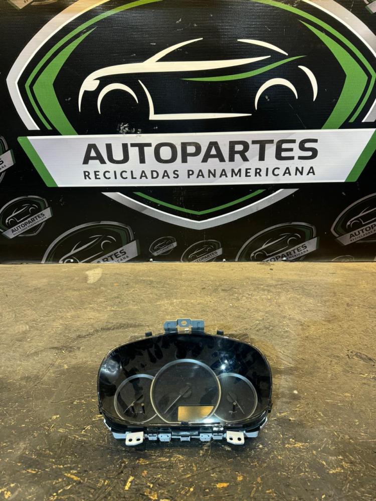 INSTRUMENTAL DE TABLERO TOYOTA YARIS XLS