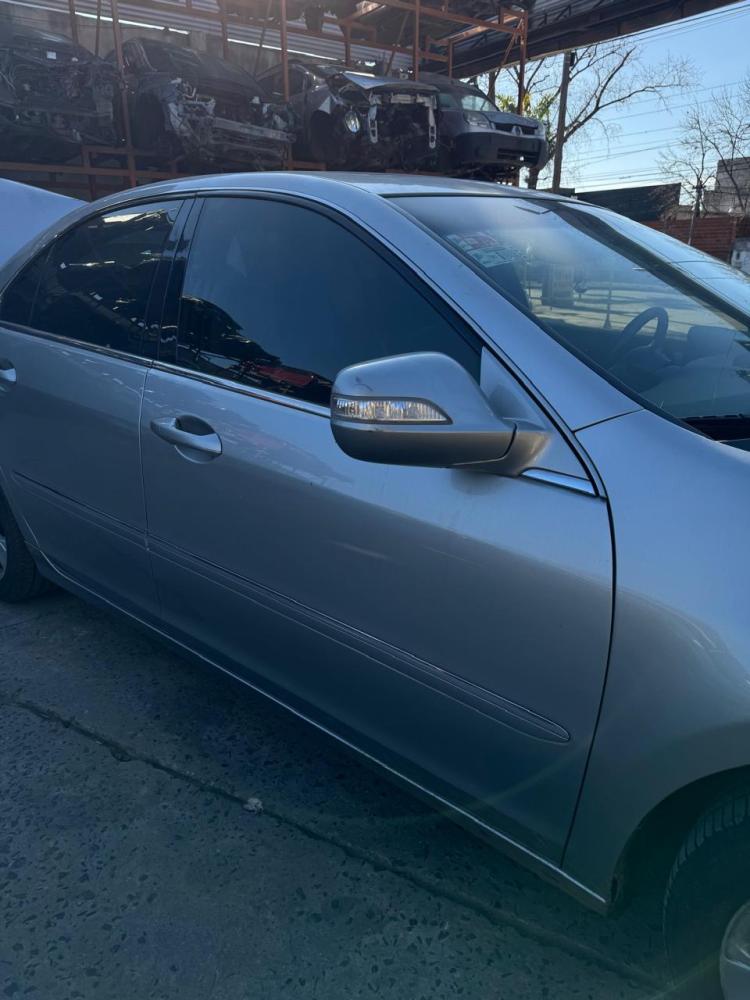 PUERTA DELANTERA DERECHA HONDA LEGEND