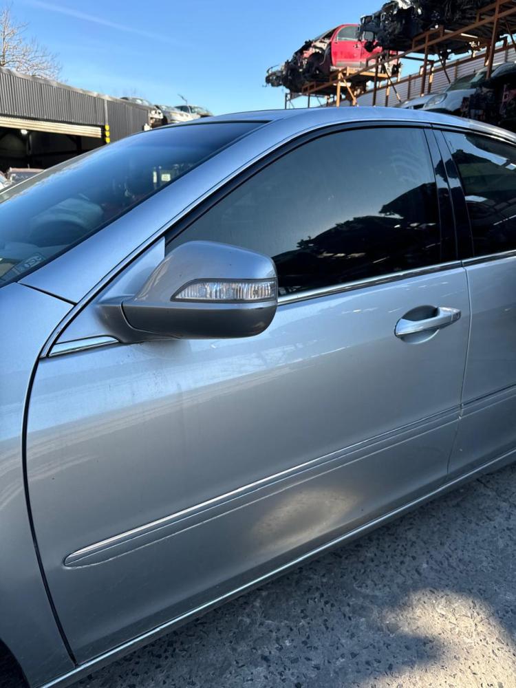 PUERTA DELANTERA IZQUIERDA HONDA LEGEND