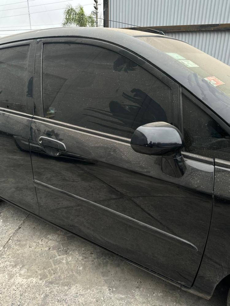 PUERTA DELANTERA DERECHA HONDA FIT EX