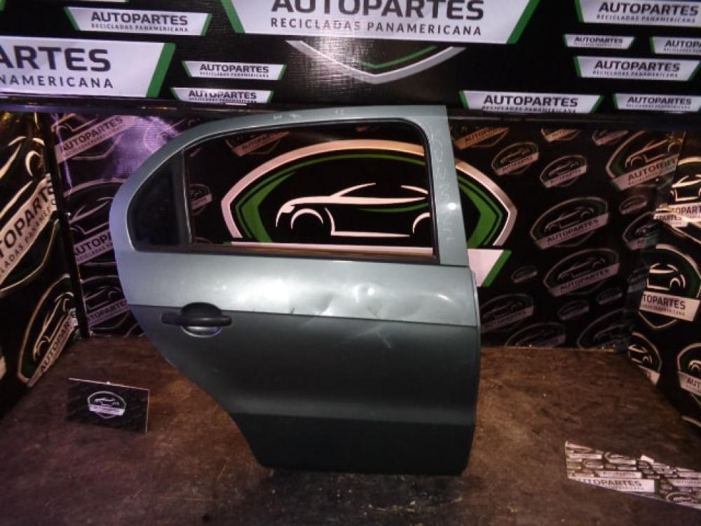PUERTA TRASERA DERECHA VOLKSWAGEN GOL TREND