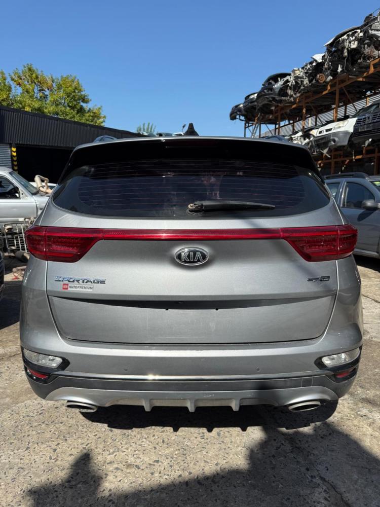 PORTON TRASERO KIA SPORTAGE 2.0 AT