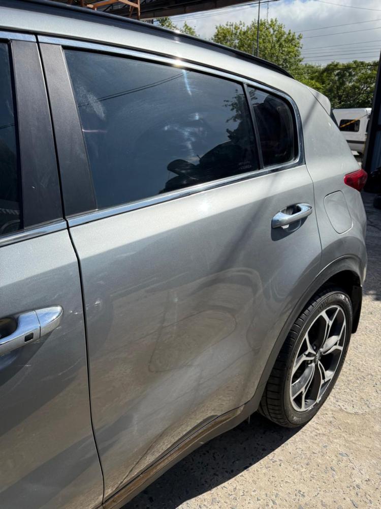PUERTA TRASERA IZQUIERDA KIA SPORTAGE 2.0 AT