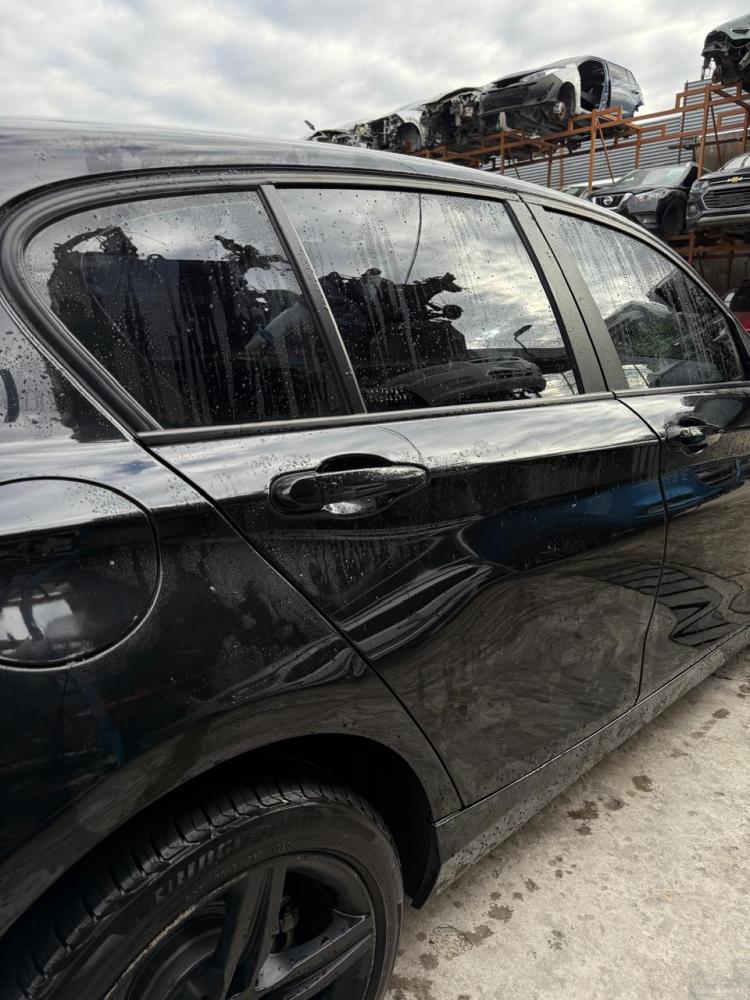 PUERTA TRASERA DERECHA BMW 120I