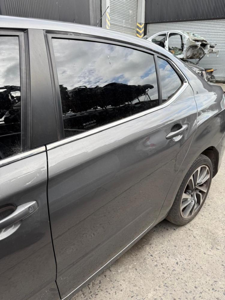 PUERTA TRASERA IZQUIERDA CITROEN C4 LOUNGE THP 163