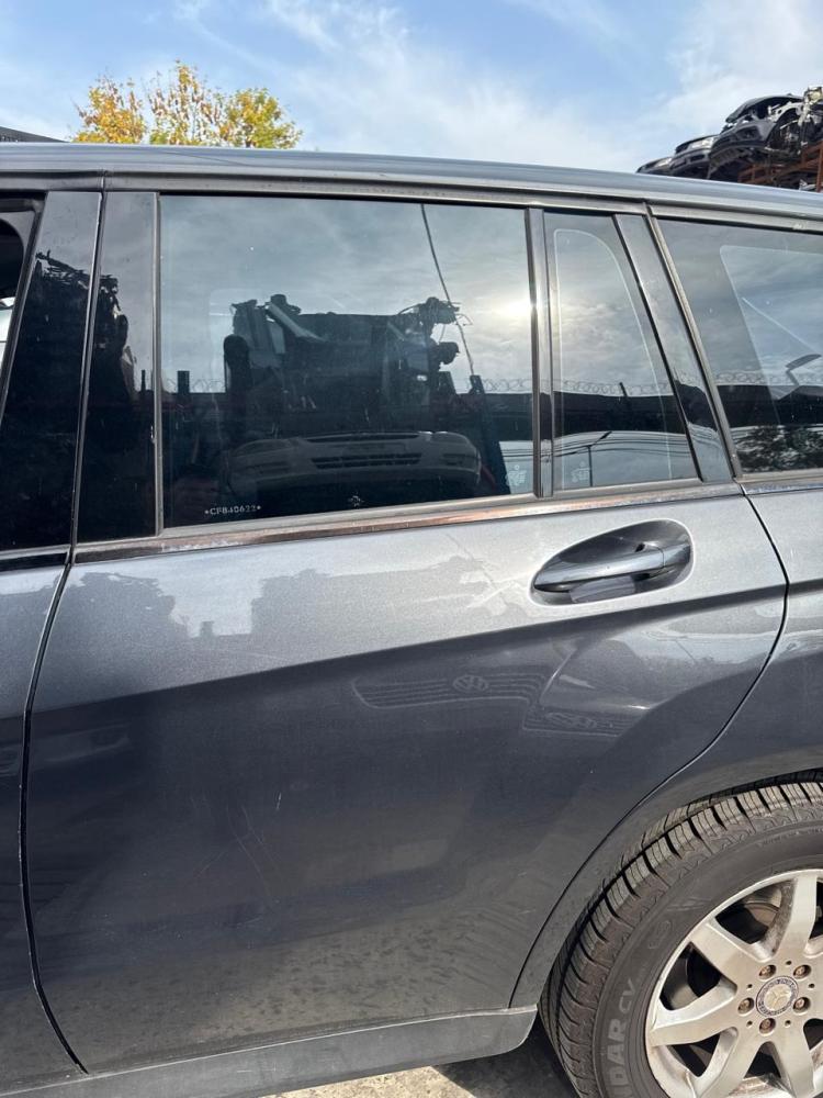 PUERTA TRASERA IZQUIERDA MERCEDES BENZ GLK300
