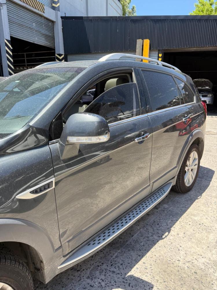 PUERTA DELANTERA IZQUIERDA CHEVROLET CAPTIVA 2.2