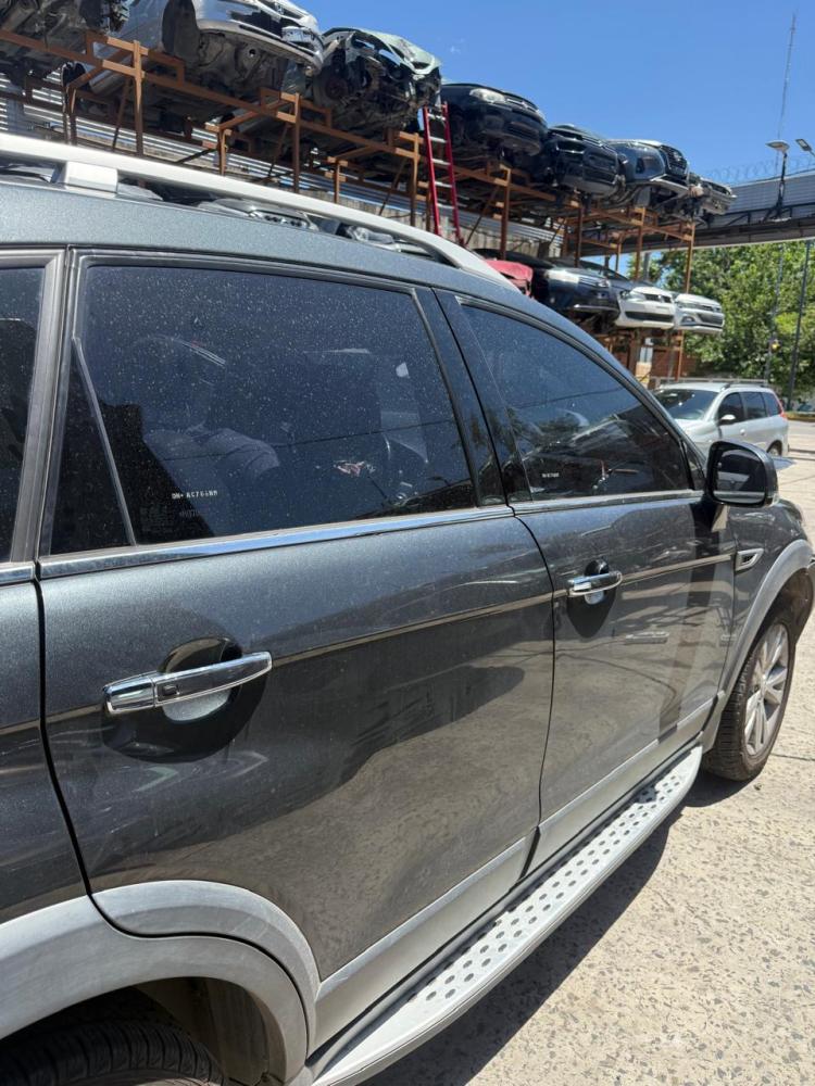 PUERTA TRASERA DERECHA CHEVROLET CAPTIVA 2.2
