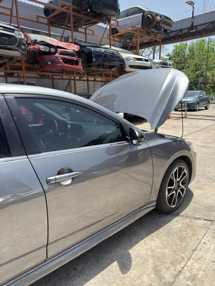 PUERTA DELANTERA DERECHA NISSAN SENTRA 2.0