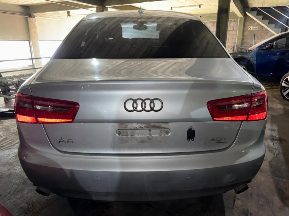 TAPA DE BAUL AUDI A6 30. QUATRO