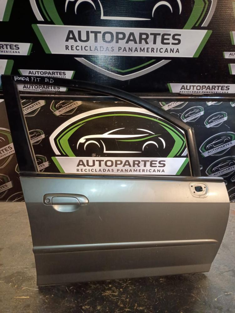 PUERTA DELANTERA DERECHA HONDA FIT EX