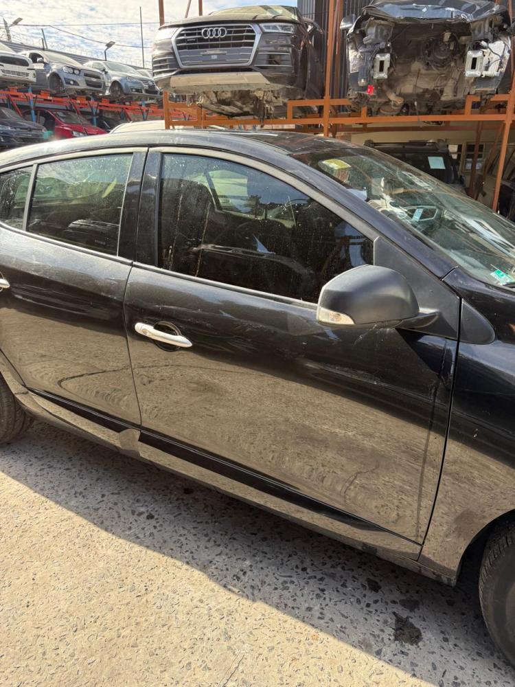 PUERTA DELANTERA DERECHA RENAULT MEGANE 3 2.0 16V LUXURY