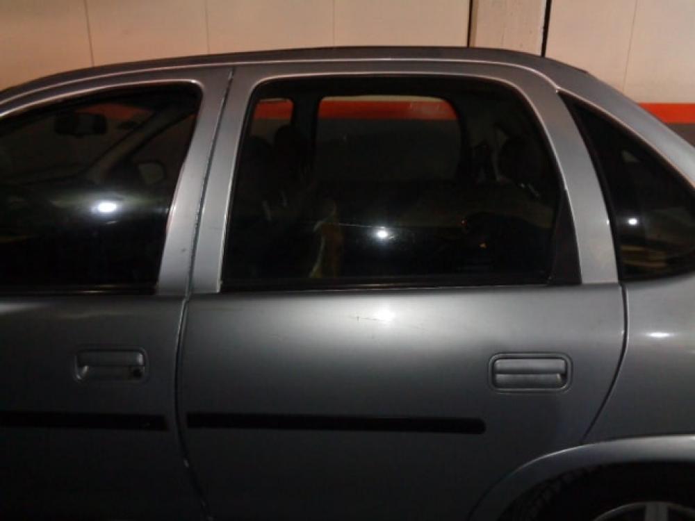 PUERTA TRASERA IZQUIERDA CHEVROLET CORSA CLASSIC 1.6