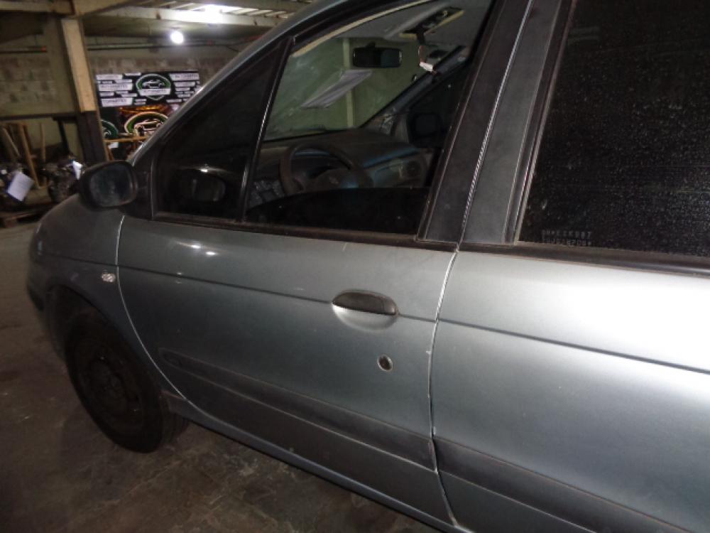 PUERTA DELANTERA IZQUIERDA RENAULT MEGANE SCENIC 1.6