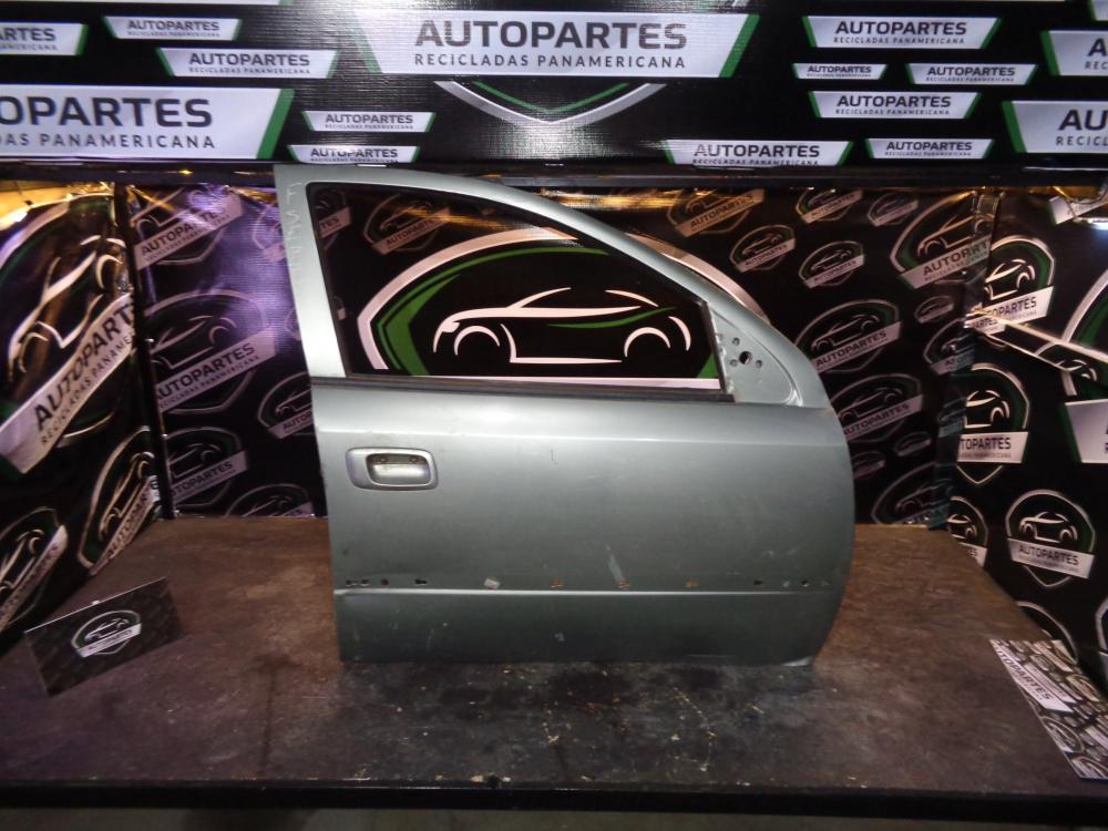 PUERTA DELANTERA DERECHA CHEVROLET ASTRA 2.0 GL