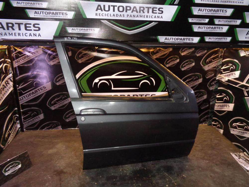 PUERTA DELANTERA DERECHA ALFAROMEO 146TS