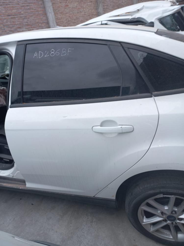 PUERTA TRASERA IZQUIERDA FORD FOCUS 1.6