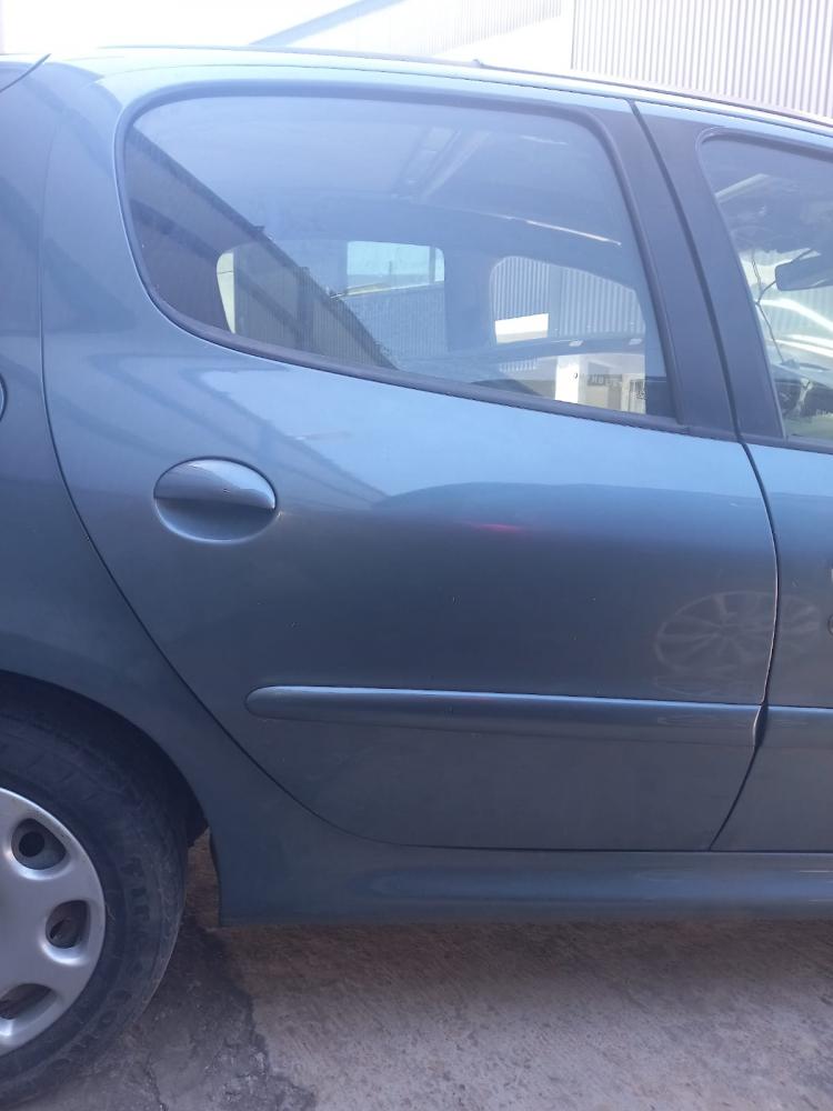PUERTA TRASERA DERECHA PEUGEOT 206 PREMIUM