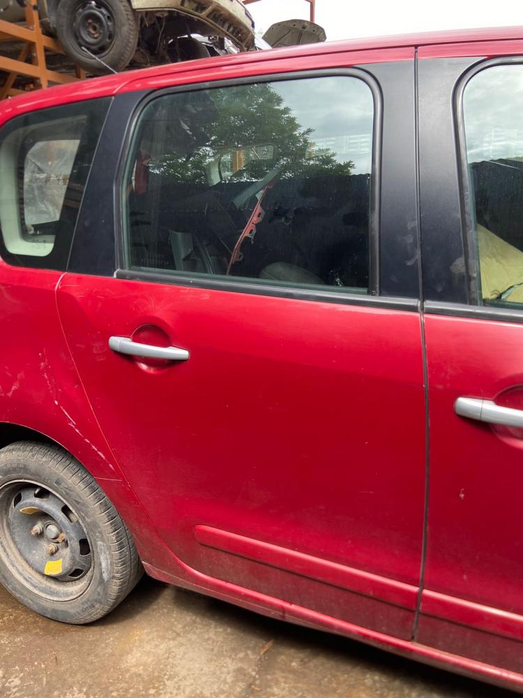 PUERTA TRASERA DERECHA CITROEN C3 PICASSO 1.6