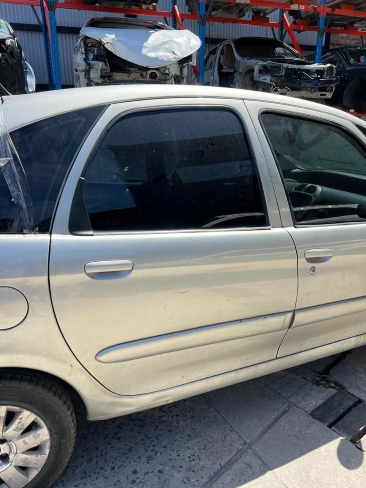 PUERTA TRASERA DERECHA CITROEN XSARA PICASSO